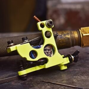 Izumo v2 Mini - zombie-green black - Rubicon Irons Handmade Tattoo Machine - View 1