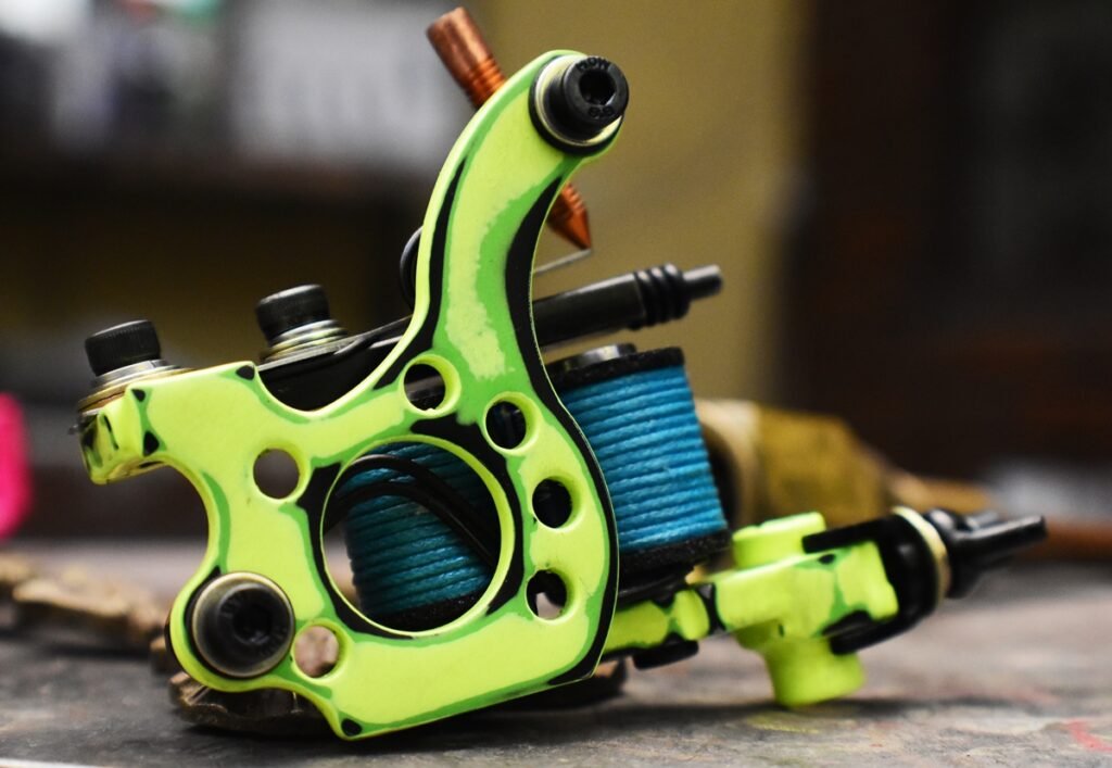 Aged Zombie-Apple Black: Powder Coat Paint